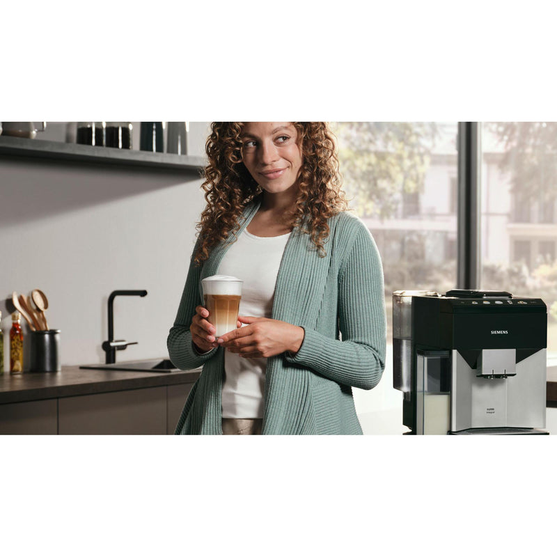 Siemens TQ513R01 - EQ500 - Espresso volautomaat - Zilver/Piano black - Waterreservoir