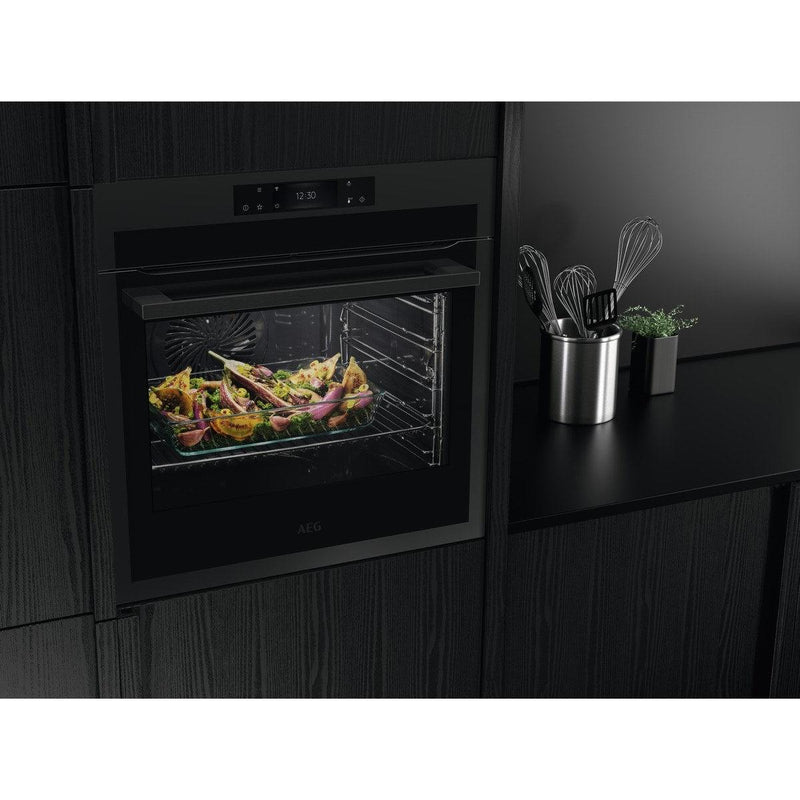 AEG BPE748380T - 8000 serie - AssistedCooking Heteluchtoven met pyrolysereiniging