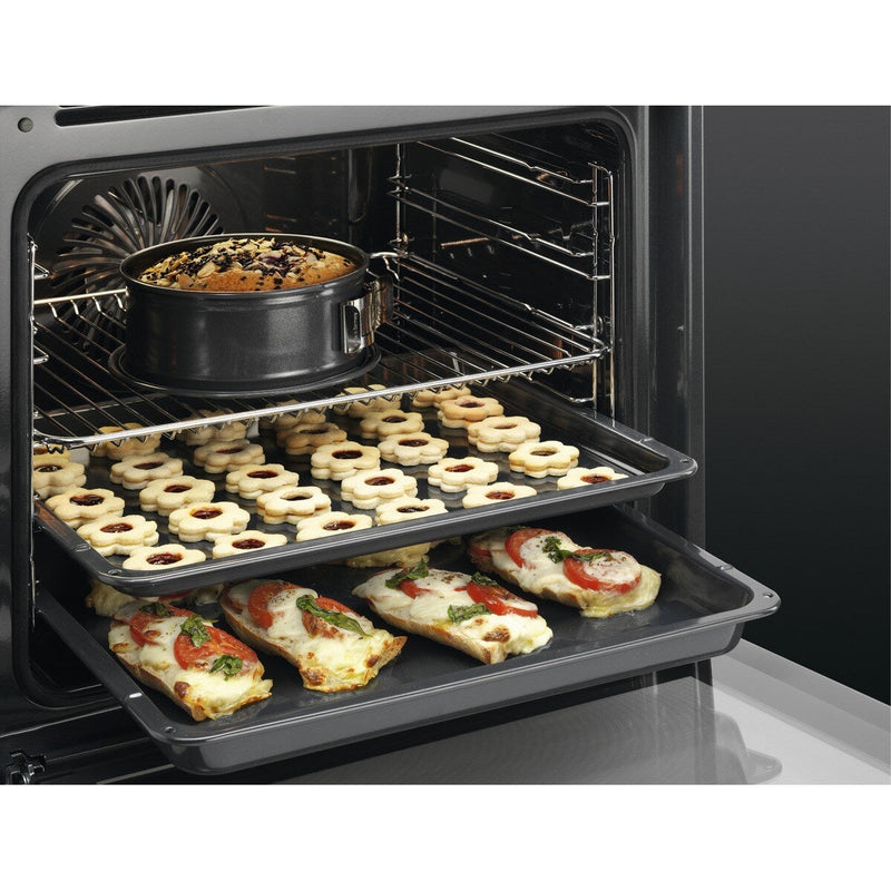 AEG BCS455020M - 6000 serie - SteamBake Heteluchtoven met stoomondersteuning met katalysereiniging